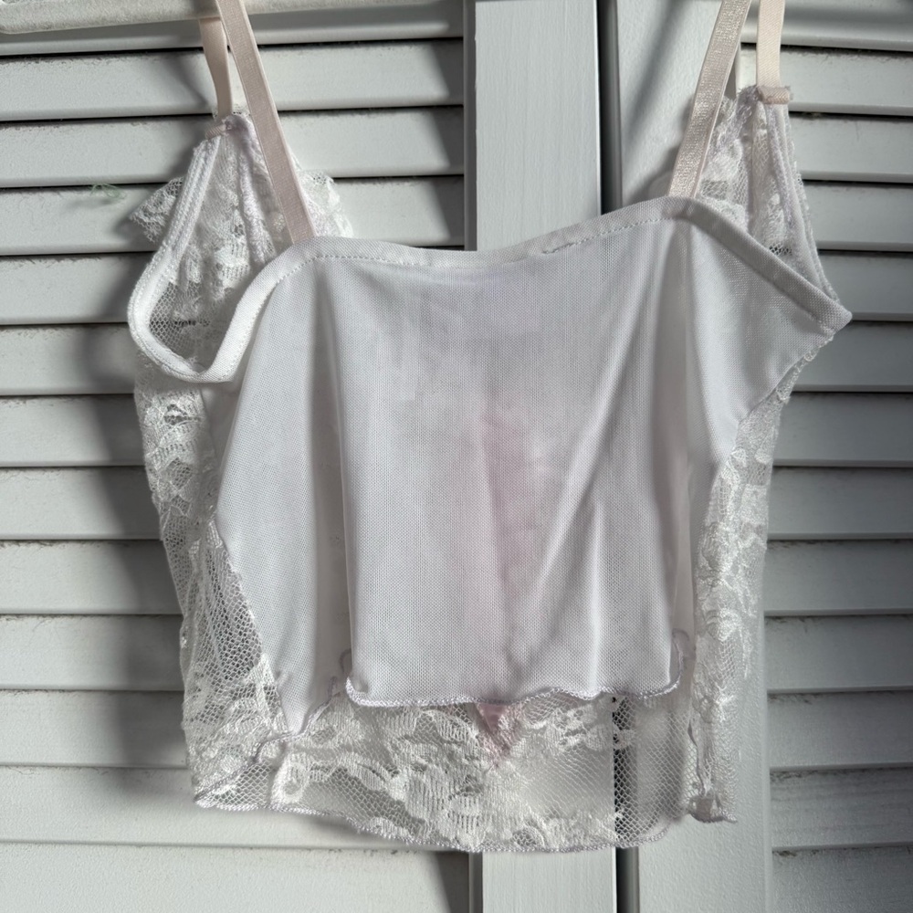 Urban Outfitters White Lace Corset Crop Top with Pale Pink Ribbon - Picture 5 of 5